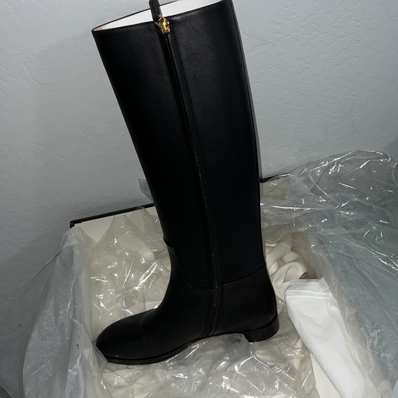 NEW GUCCI - Picture 4 of 16